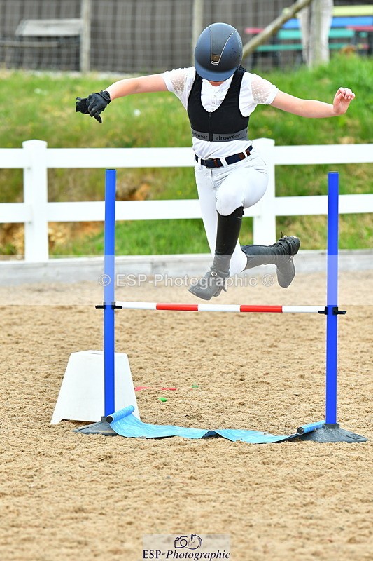 230609A-180004-02006 - Jolly Jumps Ride and Run