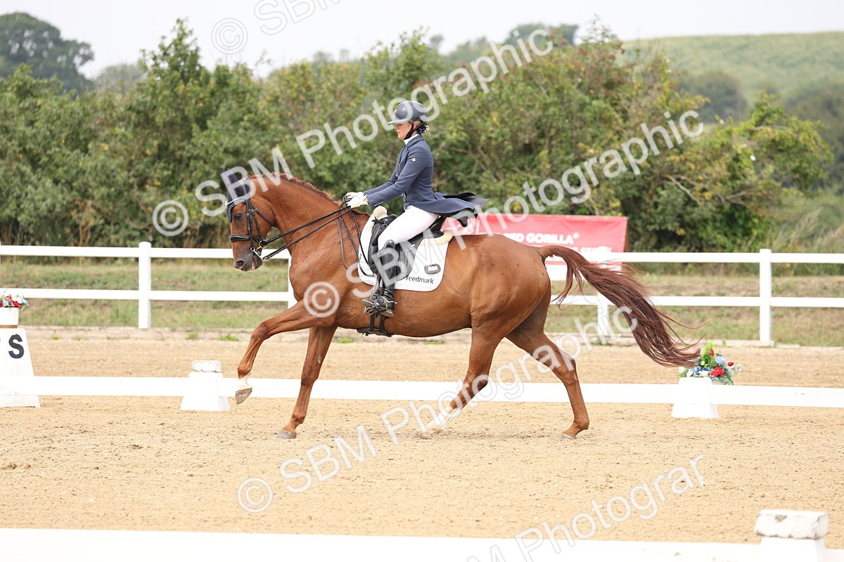 SBM_007519 - Class 9 - FEI INT I - 14.57-15.45