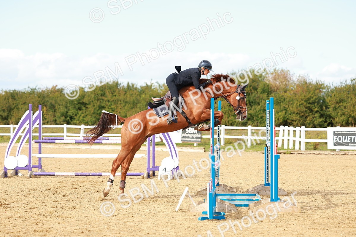 SBM_001834 - Class 4 - Senior Newcomers - 1.10m
