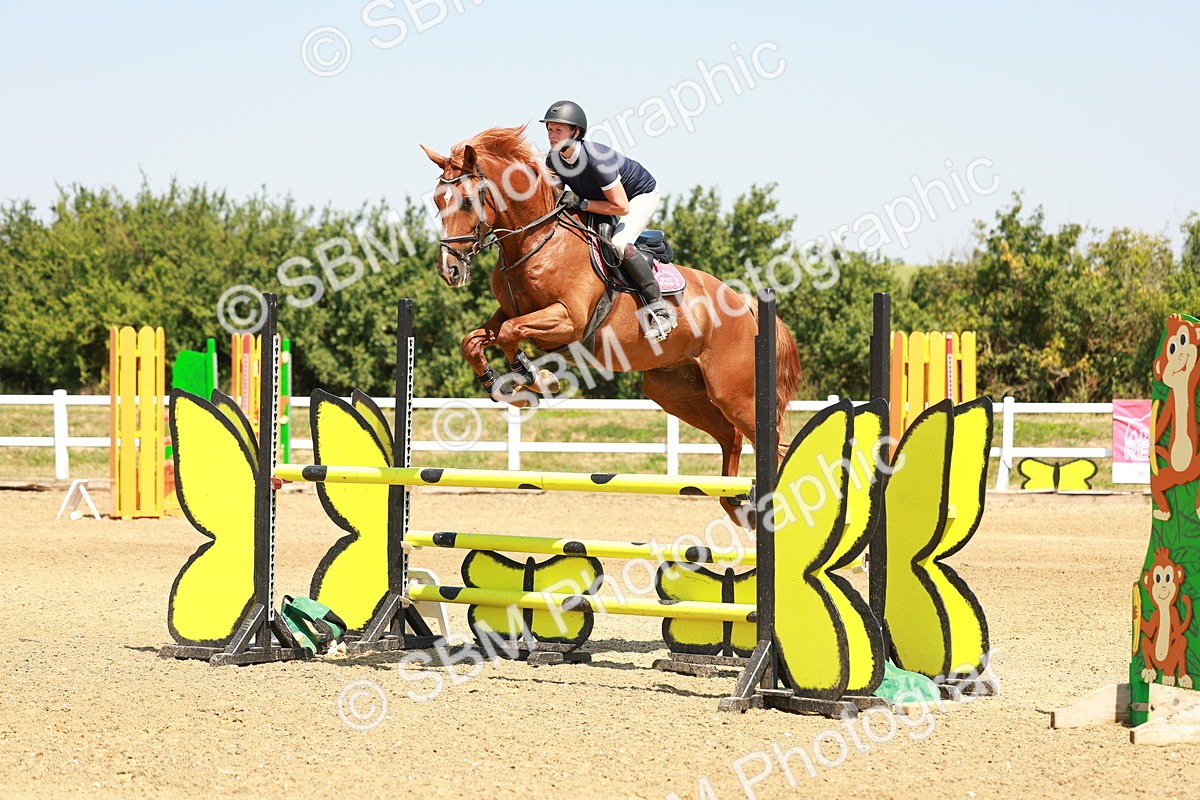SBM_001255 - Class 4 - Senior Newcomers - 1.10m
