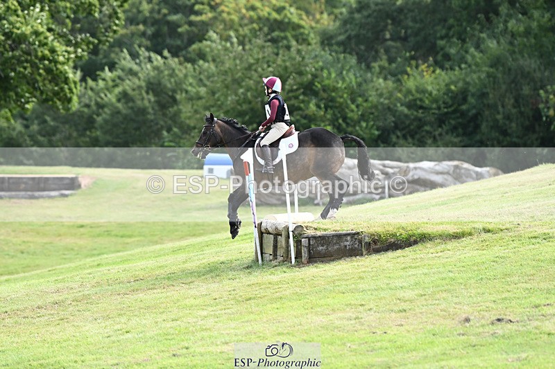 240825X-112255-32011 - 70cm XC 11.00 to 12.00