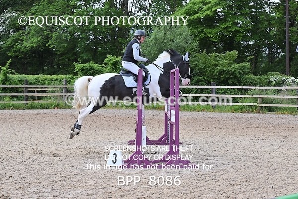 BPP_8086 - CLASS 11 SUN Senior BritiNovice/ 90cm Open