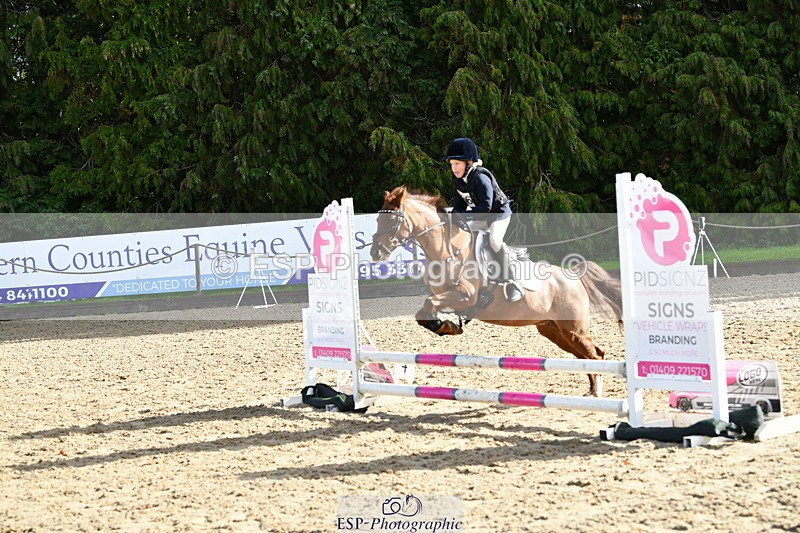 251004A-112819-00639 - Classes 4 & 5 50cm