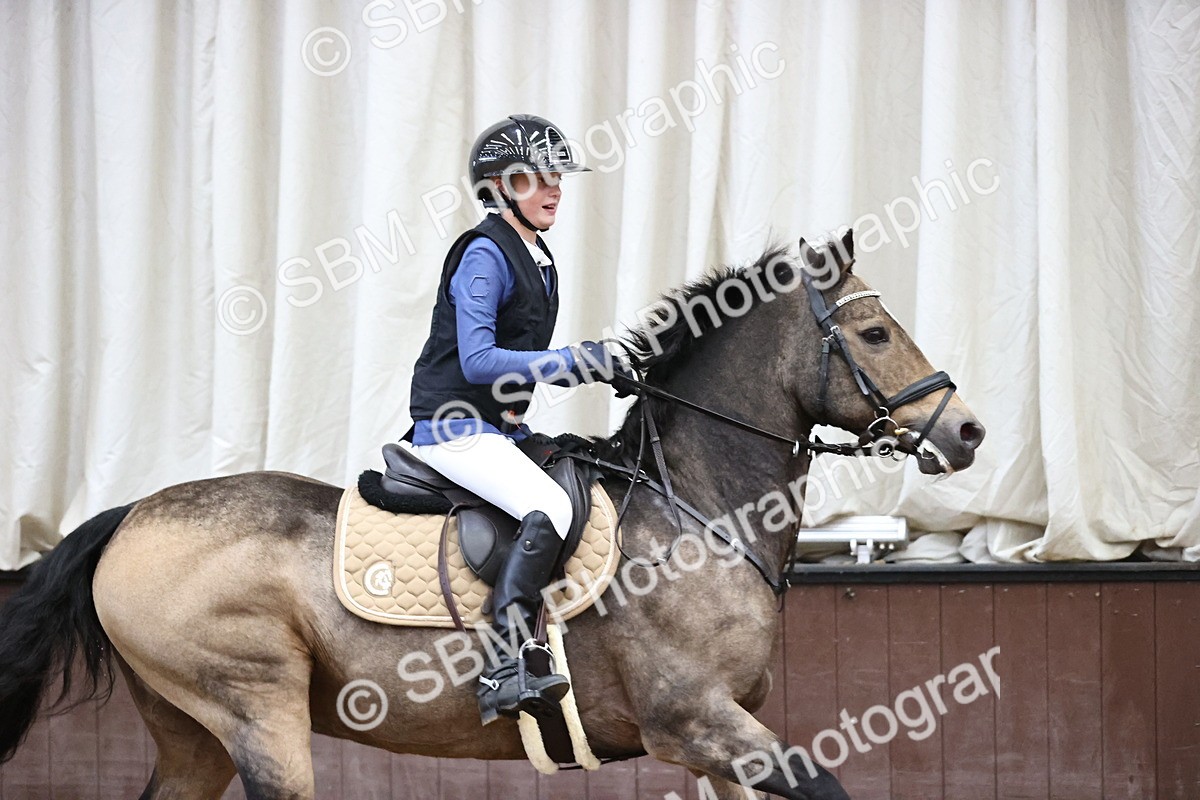 SBM_002629 - Class 6 - Pony Newcomers 1.00m Open