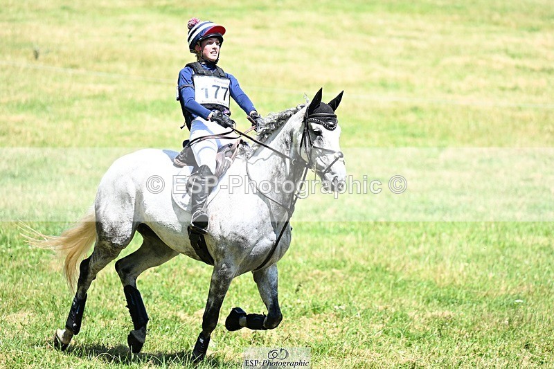 240629X-140235-3964 - 177-Coco_Smythe-MACHAS_GREY