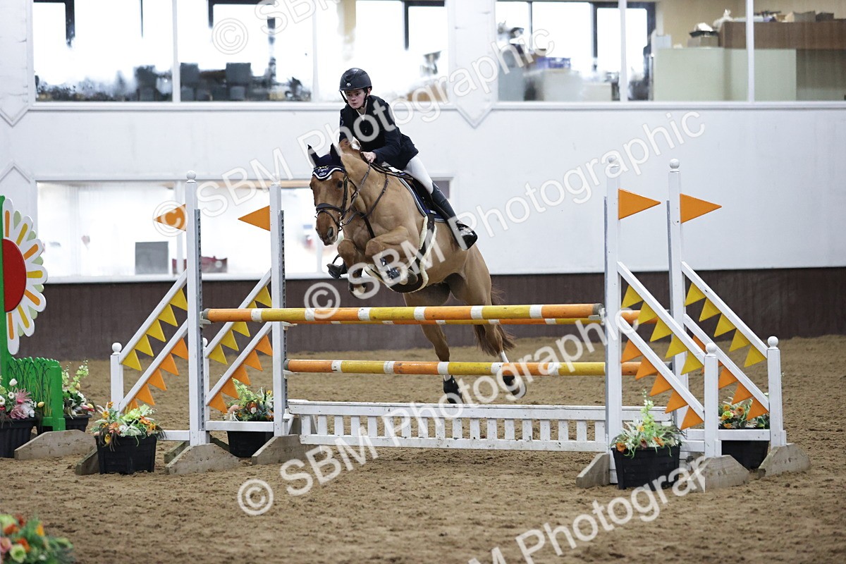 SBM_001073 - Class 4 - Senior Newcomers/ 1.10m Open