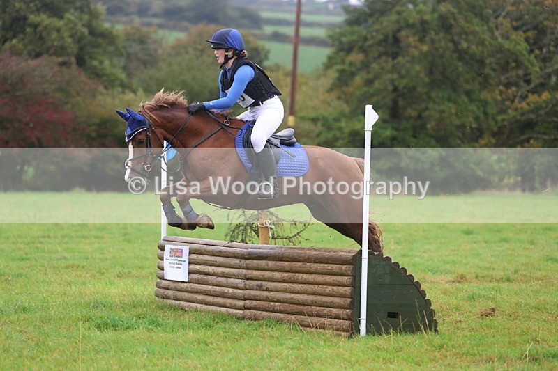 3E7A1315 - Class 2: 70cm: Half Roll Top