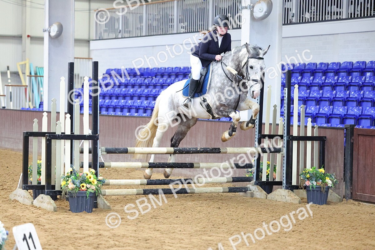 SBM_009584 - Class 20 - Senior British Novice/ 90cm Open - First Round (0.90m)