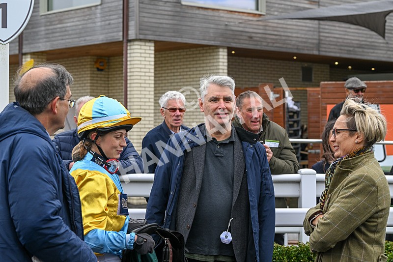 021024-Race 1-Foreseeable Future-9066 - Race 1