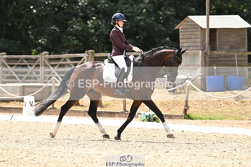 250808A-154546-01568 - 134-Lucy.AmyPretty.Karla