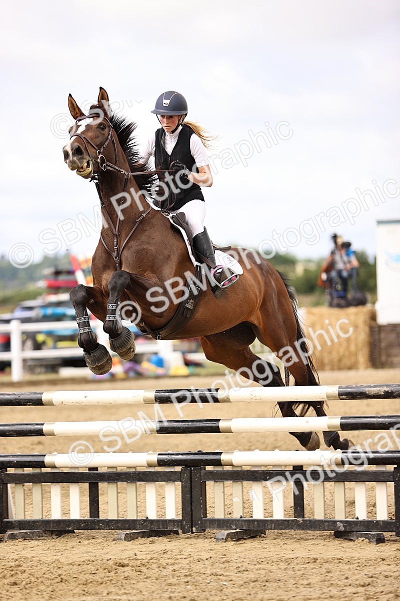 SBM_013110 - Class 13 - Senior British Novice - 90cm Open