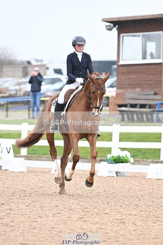 250216-135109-05797 - 257-Beth.Bainbridge-NEWTON.GLOVETROTTER