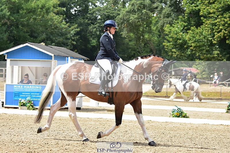 250719A-124716-05714 - 074-Victoria.Hamlyn-White-Langaller.Tarak