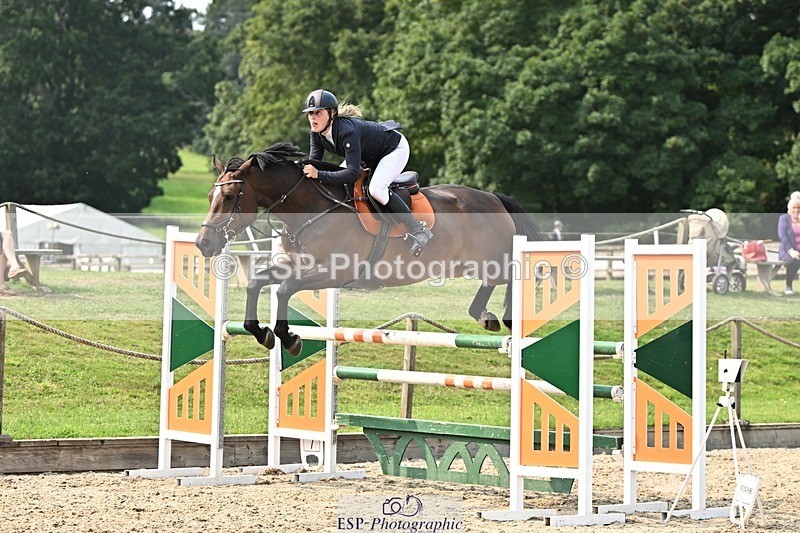 240818-152147-05176 - Cls 12A Snr Foxhunter & 1.20m Open