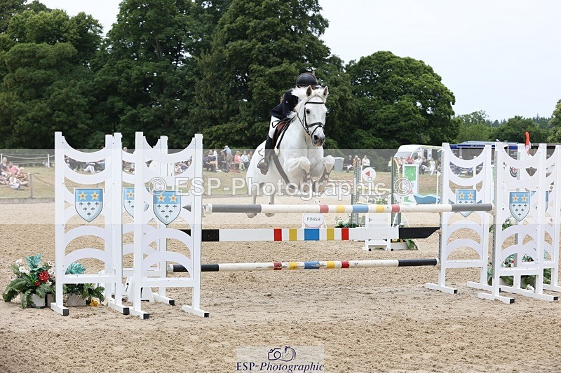 230618-140111-12565 - Cls 20 Pony Foxhunter 2nd R Jump Off's and Pres