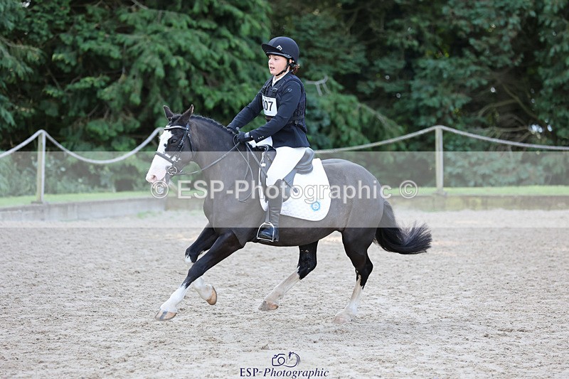 240823X-085754-14327 - 60cm R1 8.30 to 10.00