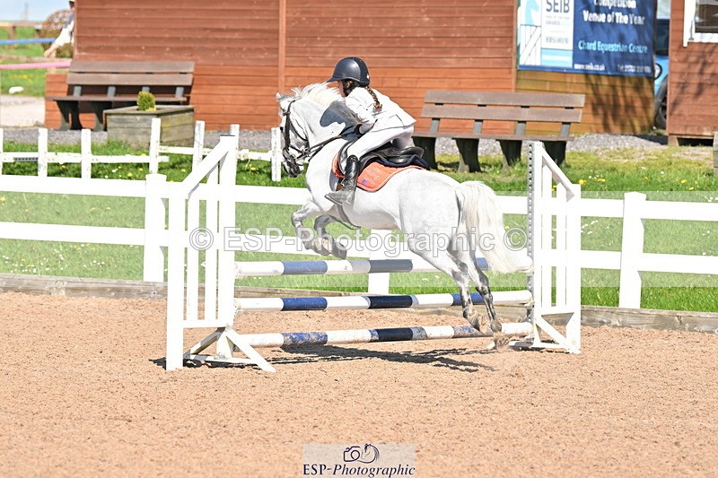 240504A-153834-02628 - Cls 22 & 23 Stepping Stones 128cm & 138cm & Under11's