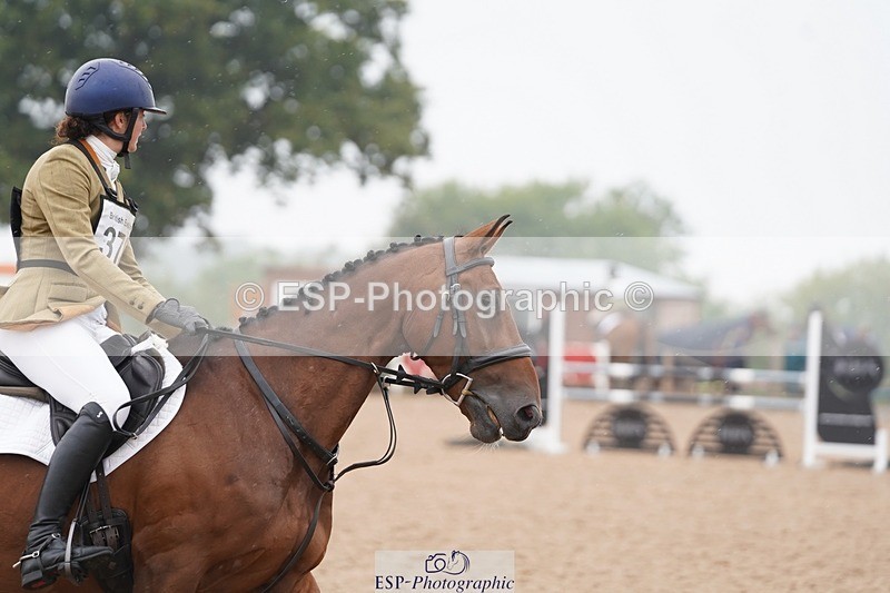 240901A-115010-06698 - 370-Sophie.Damment-SPRING.RISING