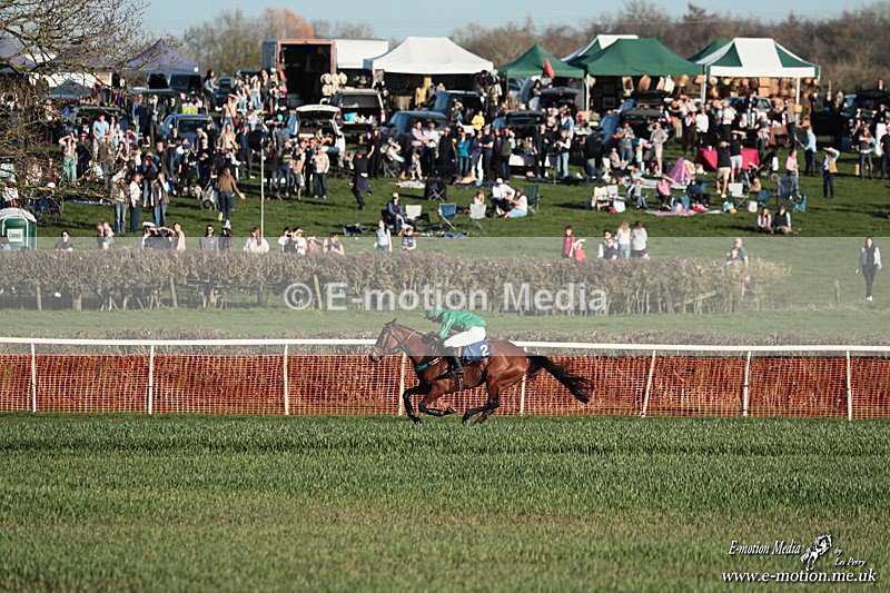 PtP 210326 1363 - VWH Cirencester Races 21/03/26