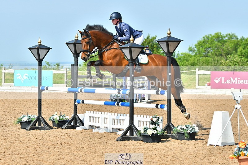 230609A-100852-00033 - Cls 1 Snr 1.05m & 1.10m Open