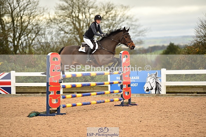 231122A-135546-00555 - Cls 5 Foxhunter & 1.20m Open