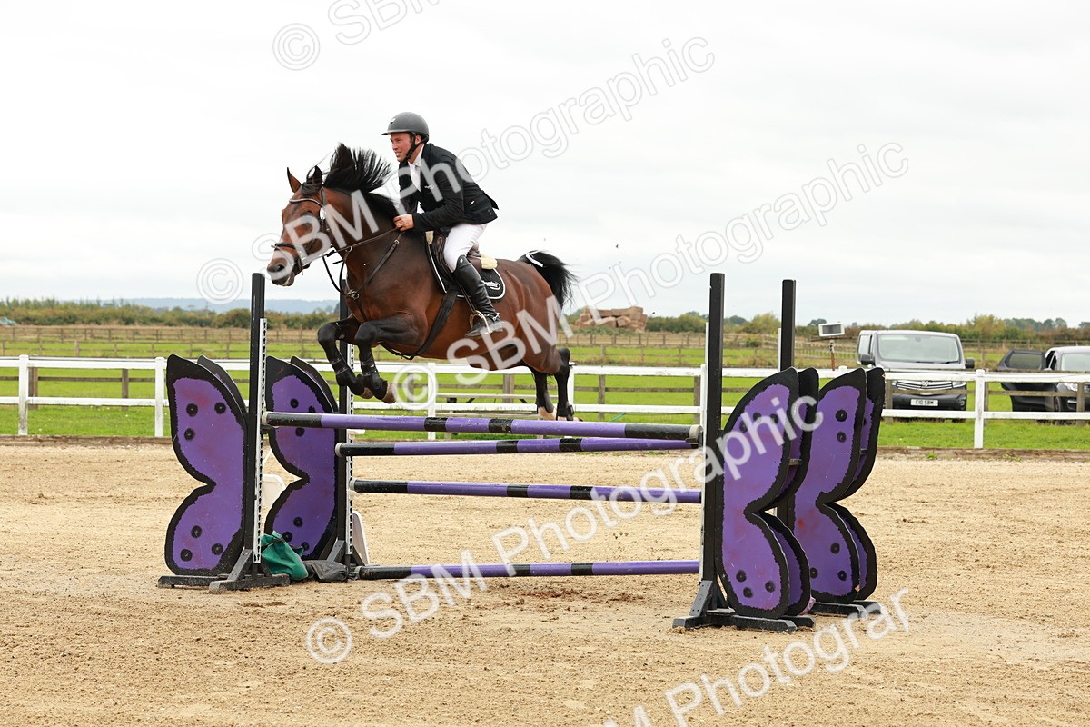 1I0A7996 - Class 5 - Senior Foxhunter 1.20m