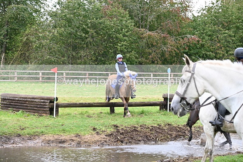 WJ6_6816 - Time at Photographer 13:06 to 13:23