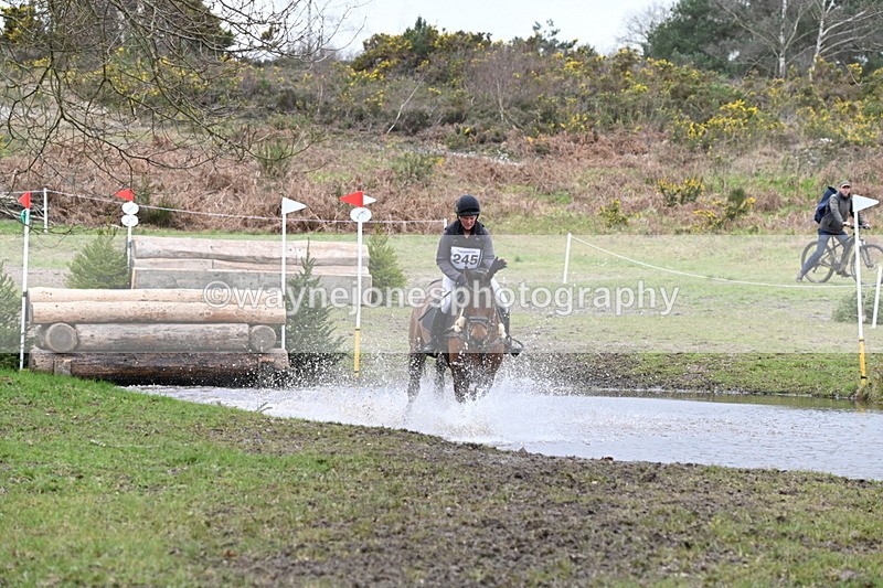 WJ6_2976 - Time 15:11 to 15:25