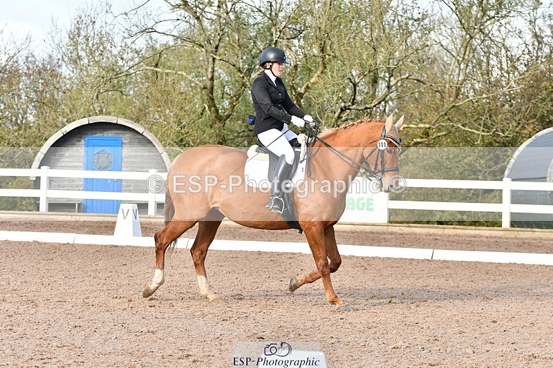 231104A-125724-00606 - Cls 12 Music Medium