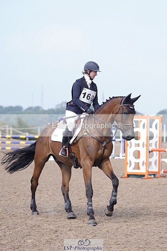 240831A-103842-00314 - 160-Georgie.Goss-CASALLCO.JUMPING.JACK