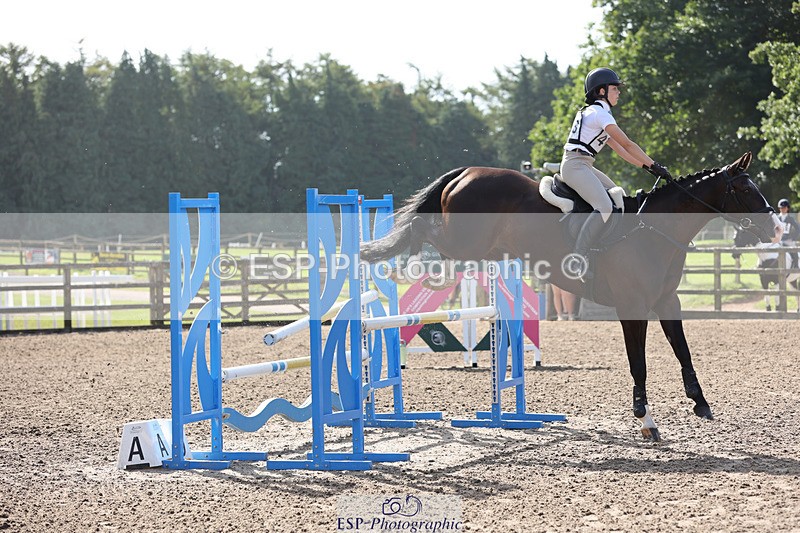 240804-093714-10192 - 403-Alana_Harries-THE_KNIGHT