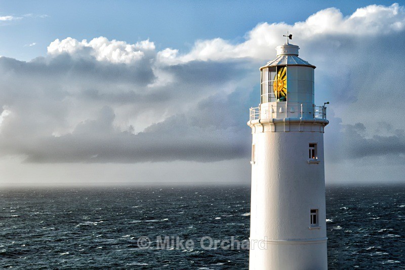 Harlyn Point Lighthouse - Cornwall - Seascapes