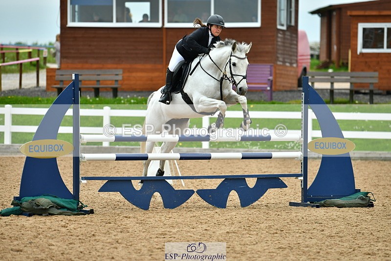 230514A-162449-03564 - Cls 31 1.05m Amateur Quali