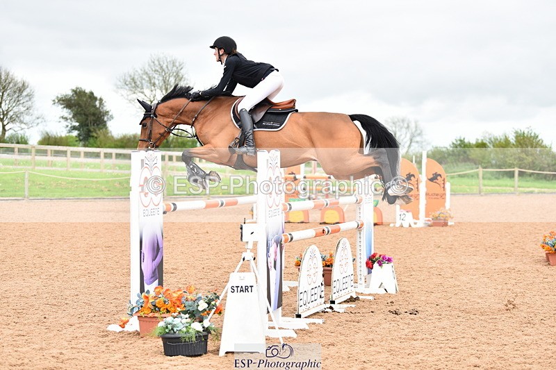 230507A-143836-08446 - Cls 48 Foxhunter