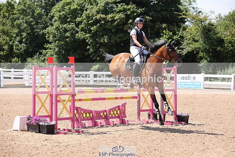 240718A-123804-05137 - Cls 9, 1 Star Bronze Tour 1.10m