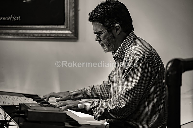  - TOM & SIMON GARDNER PLAY BROTHERS CANDOLI