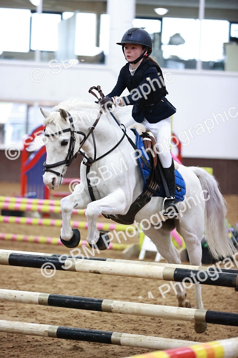 SBM_000163 - Class 1 - Pony Intro 70cm