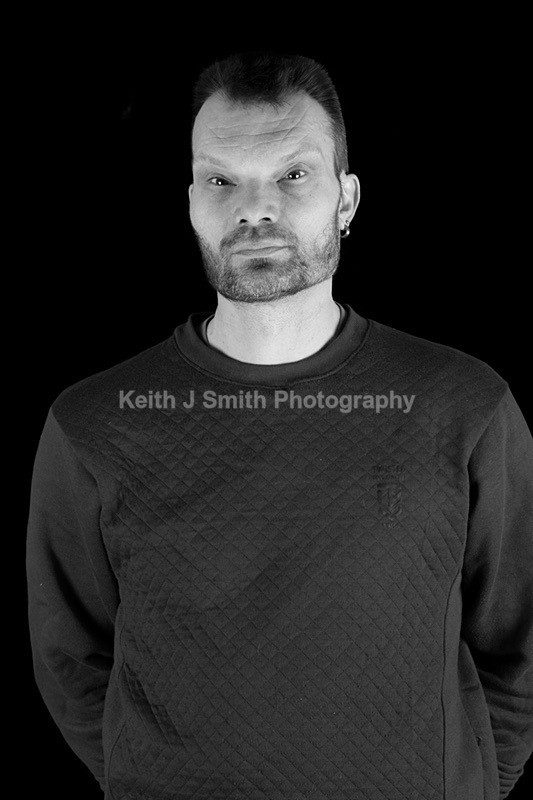 8SKJ0574BW - Profile Shoot