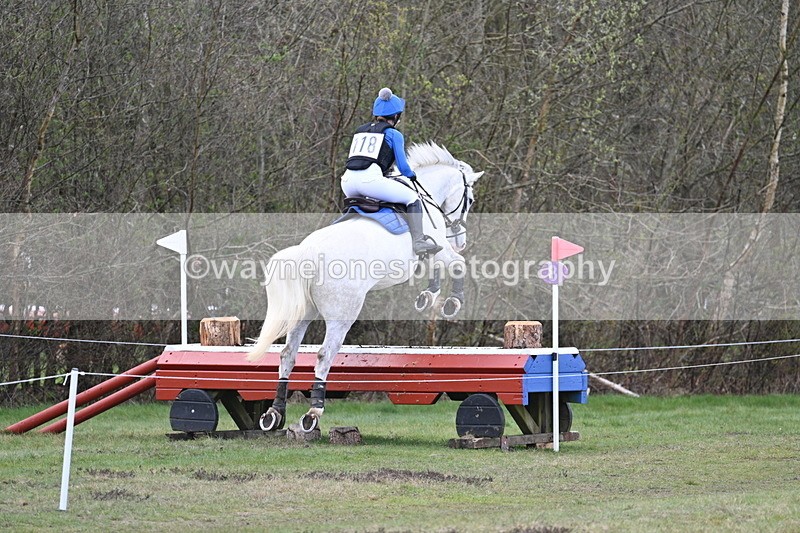 WJ7_0412 - Time 10:56 to 11:17