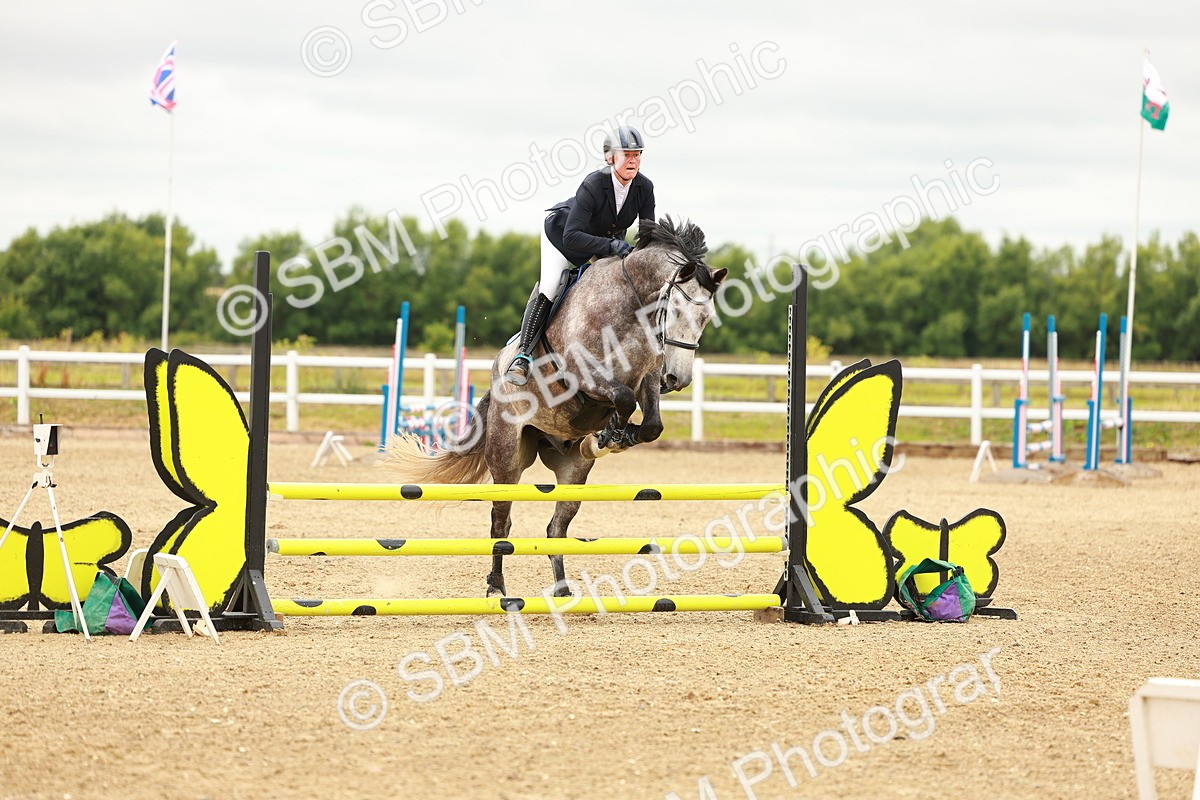 SBM_001524 - Class 8 - Clear Round