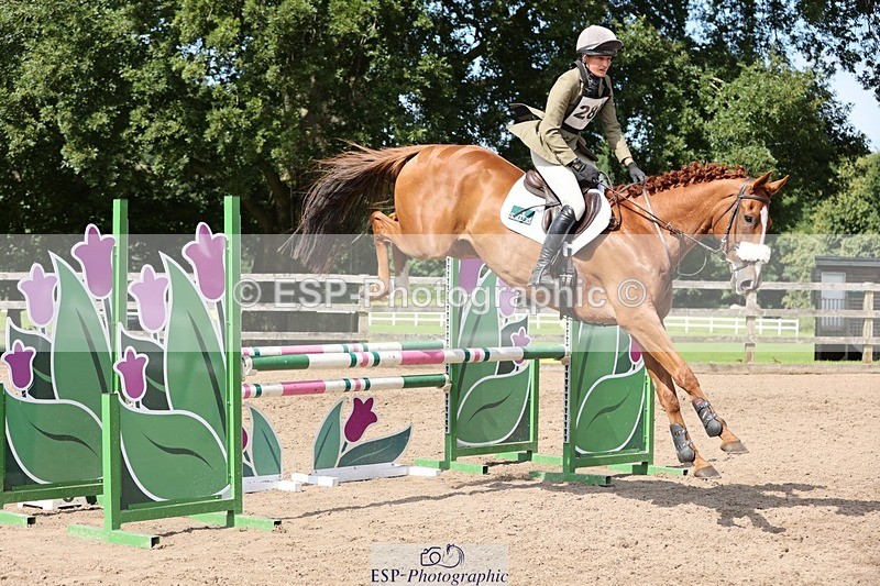 240803-154506-09060 - 280-Rosie_Bradley-Hole-FISHKHOV