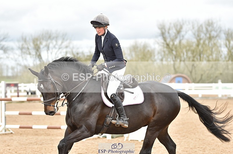 240403A-135046-00634 - Cls 4 Newcomers and 1.10m Open