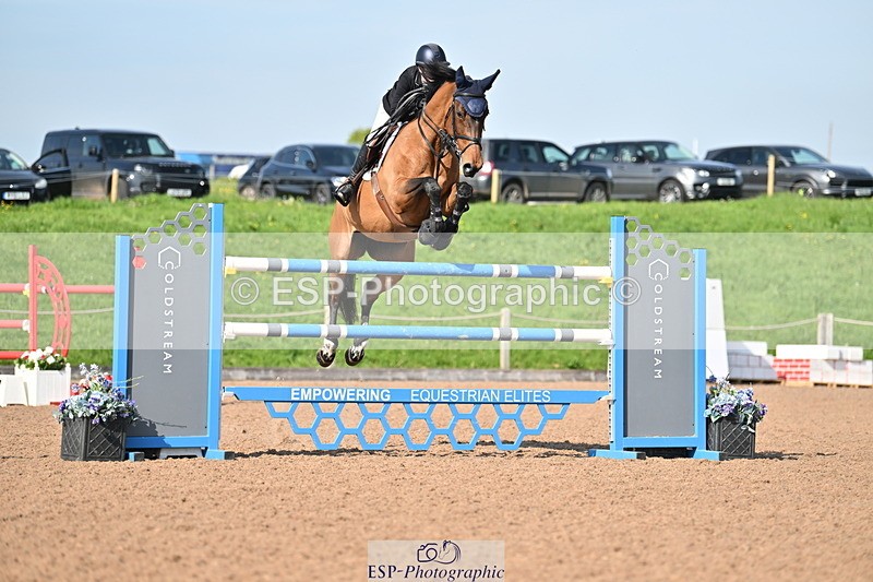 240510A-165340-09322 - Cls 24 National 1.40m Open