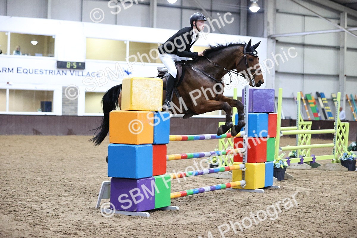 SBM_001916 - Class 4 - Senior Newcomers - 1.10m Open