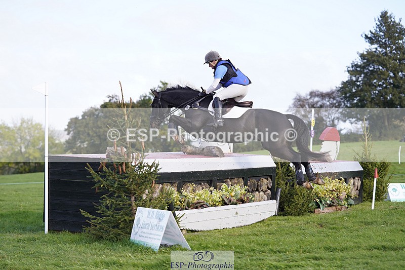 241025-154314-10506 - 235-Sam.Jennings-BILLY.ENERGETIC