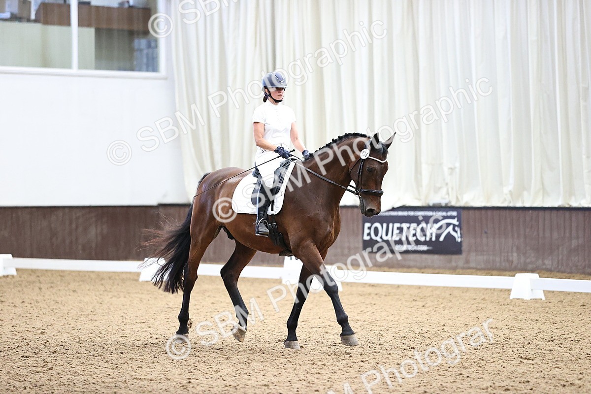 SBM_000882 - Novice 4 Warm Up