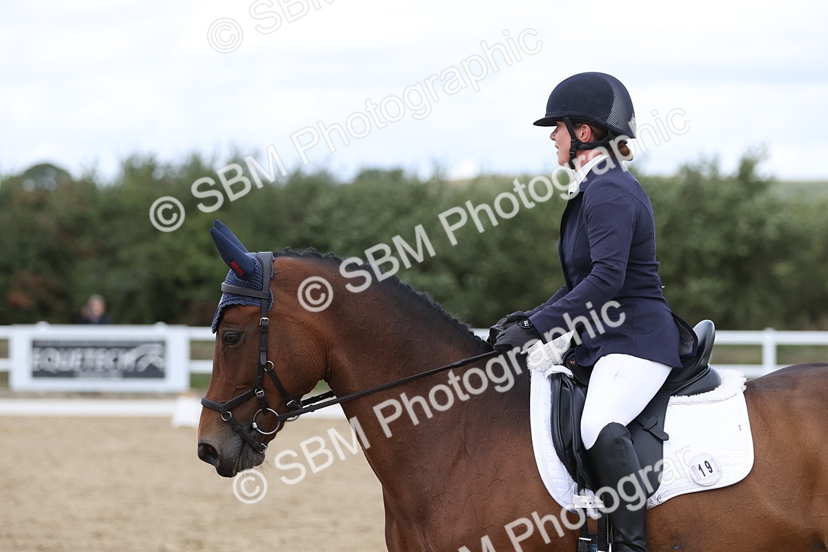 SBM_003928 - Class 9 - Novice 3 Champs