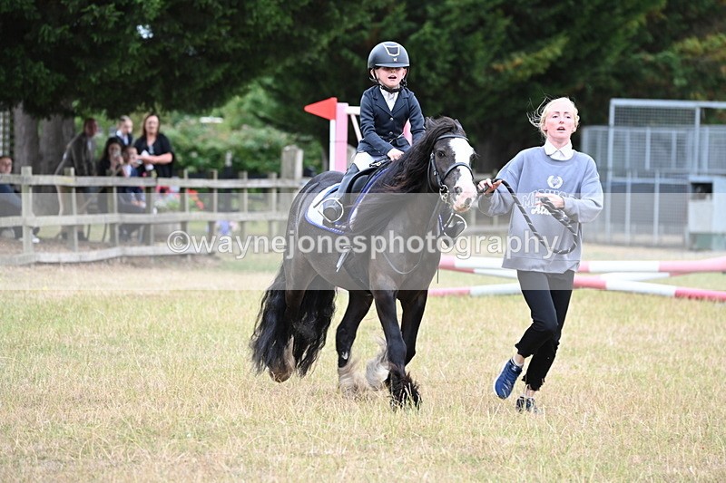 WJ6_9548 - Class 12 Minimus Jumping 45cm