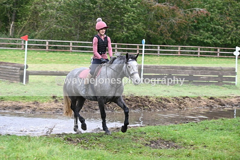 WJ6_6946 - Time at Photographer 13:06 to 13:23