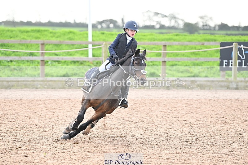 231029A-125129-03368 - Stepping Stones 128cm & 138cm